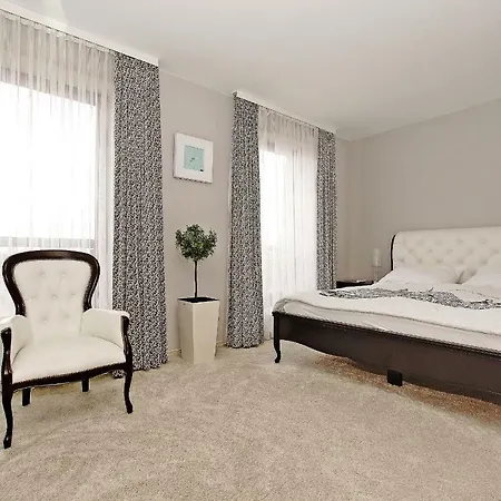 Apartament Szafarnia *